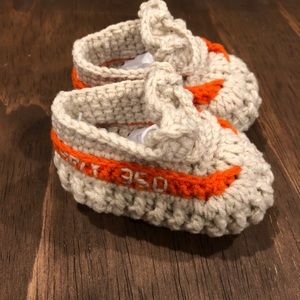 crochet yeezys